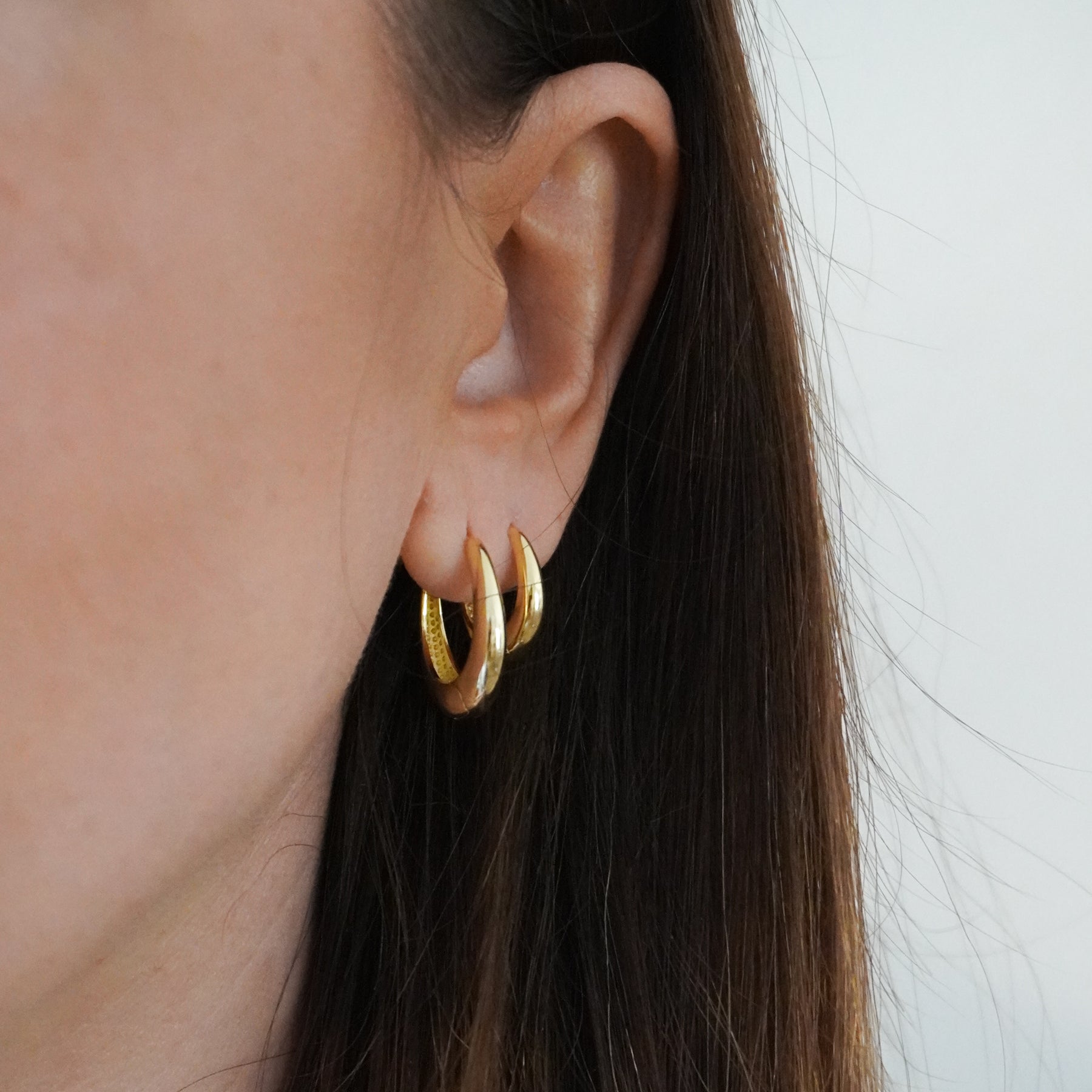 Madita Hoops