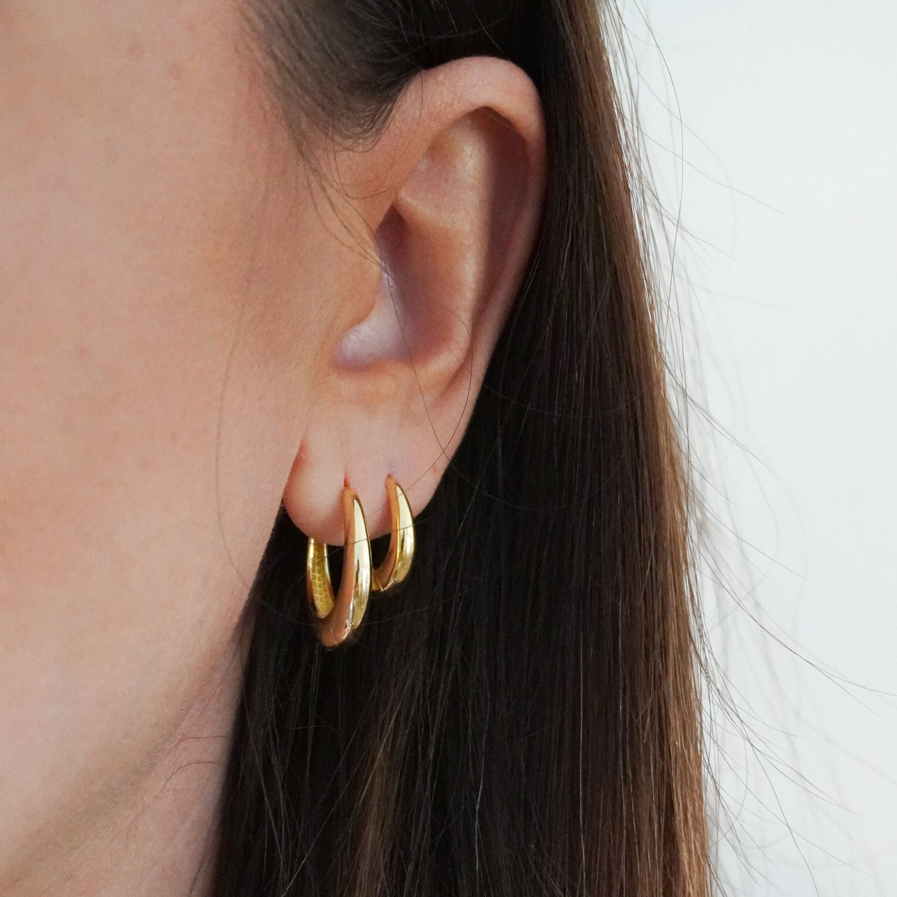 Madita Hoops