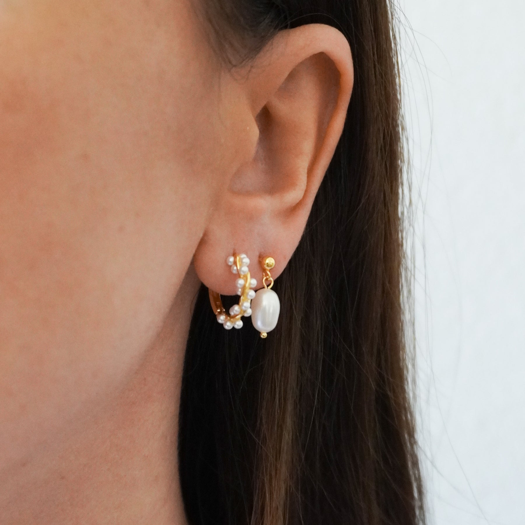Pila Earring