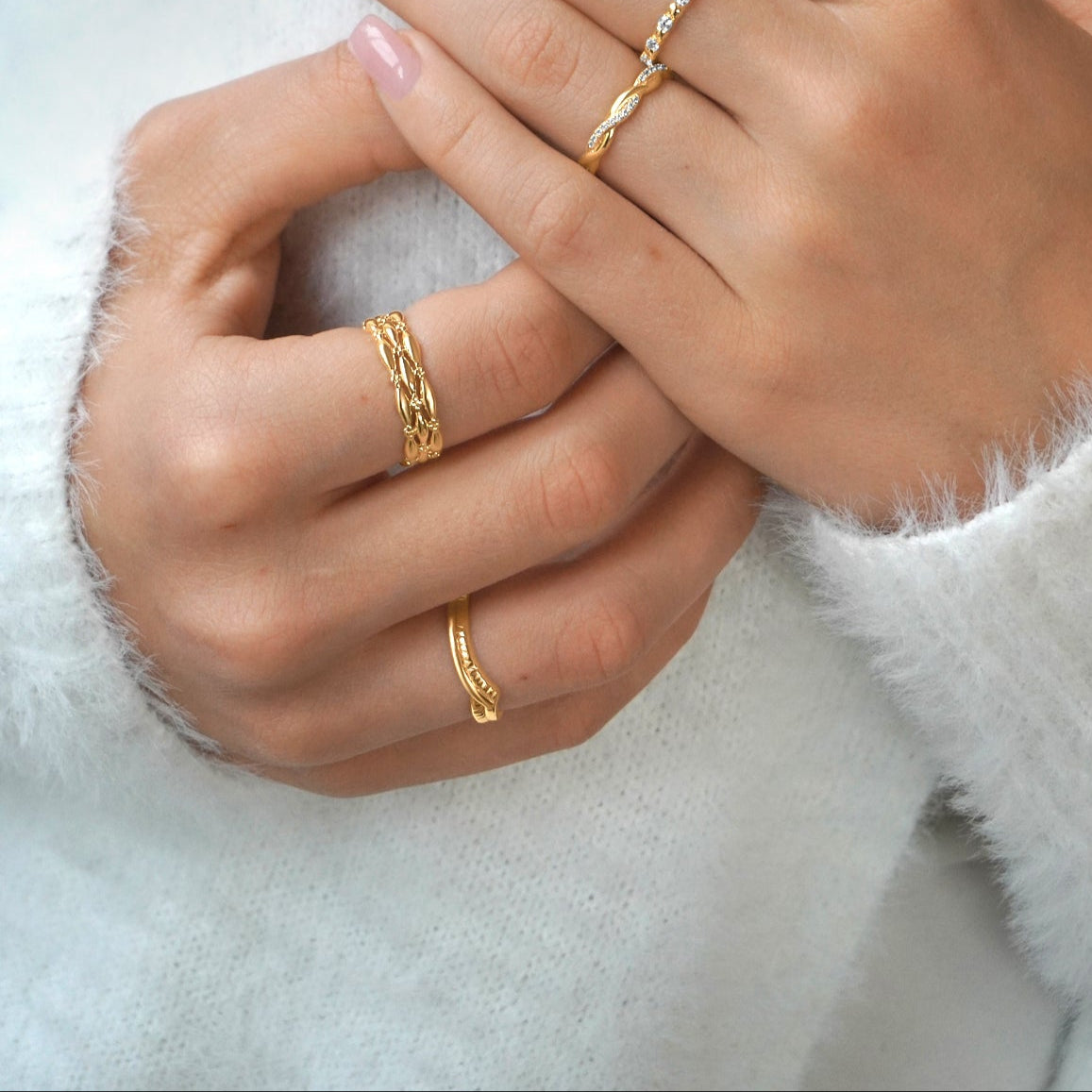 Lyra Ring