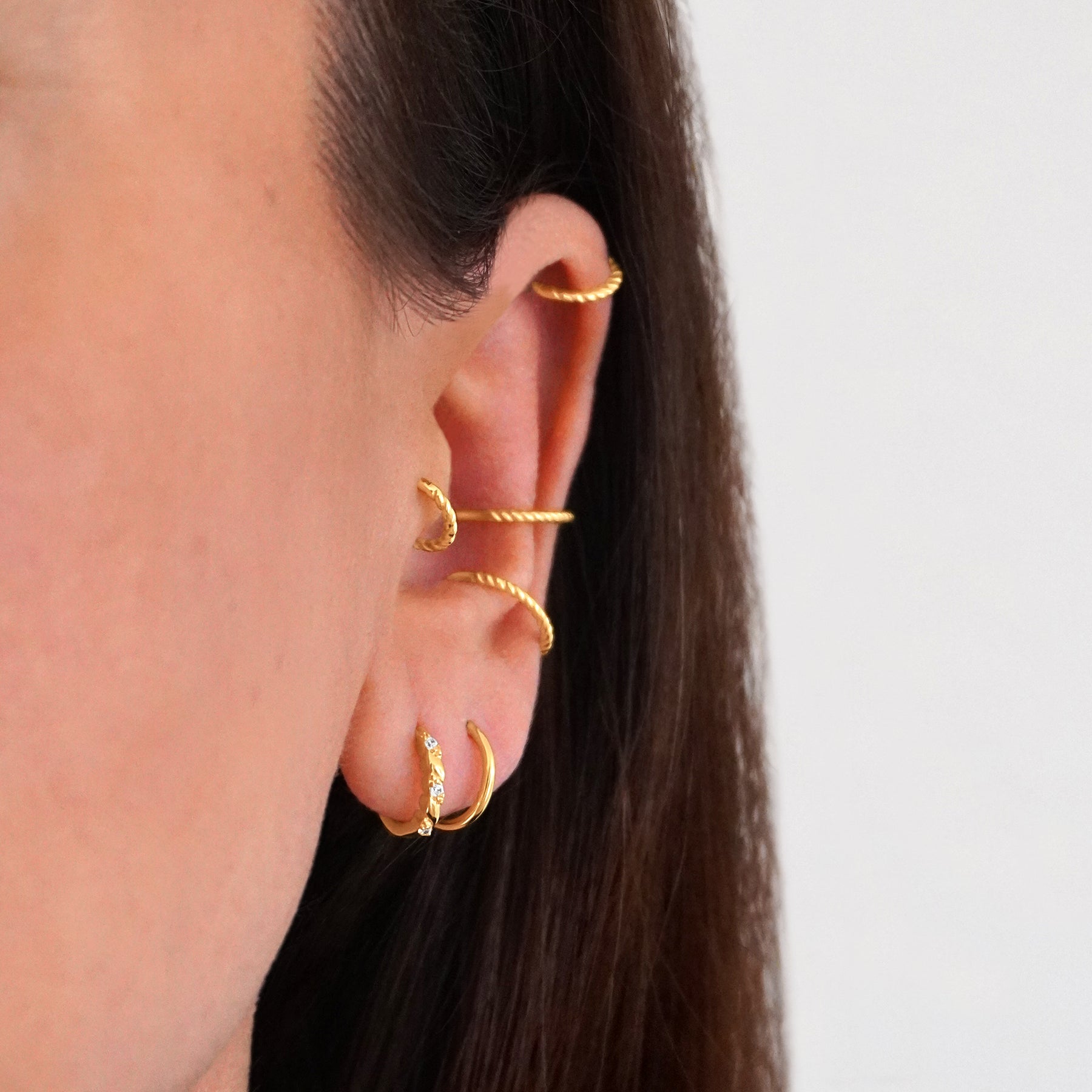 Twisted Piercing Hoop