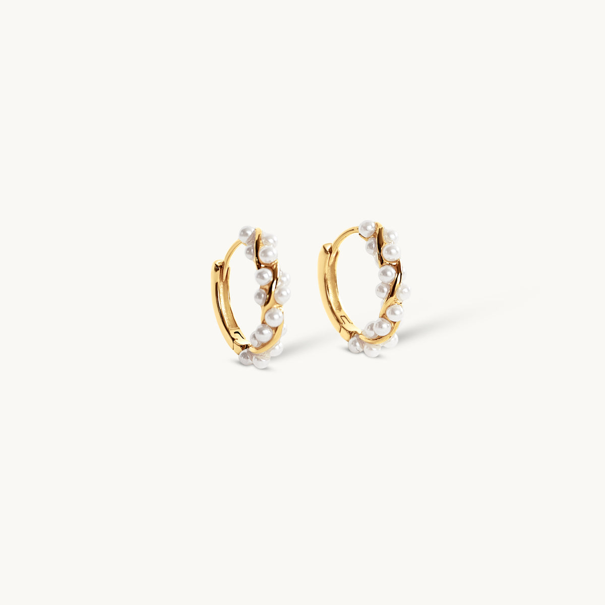 Pila Earring