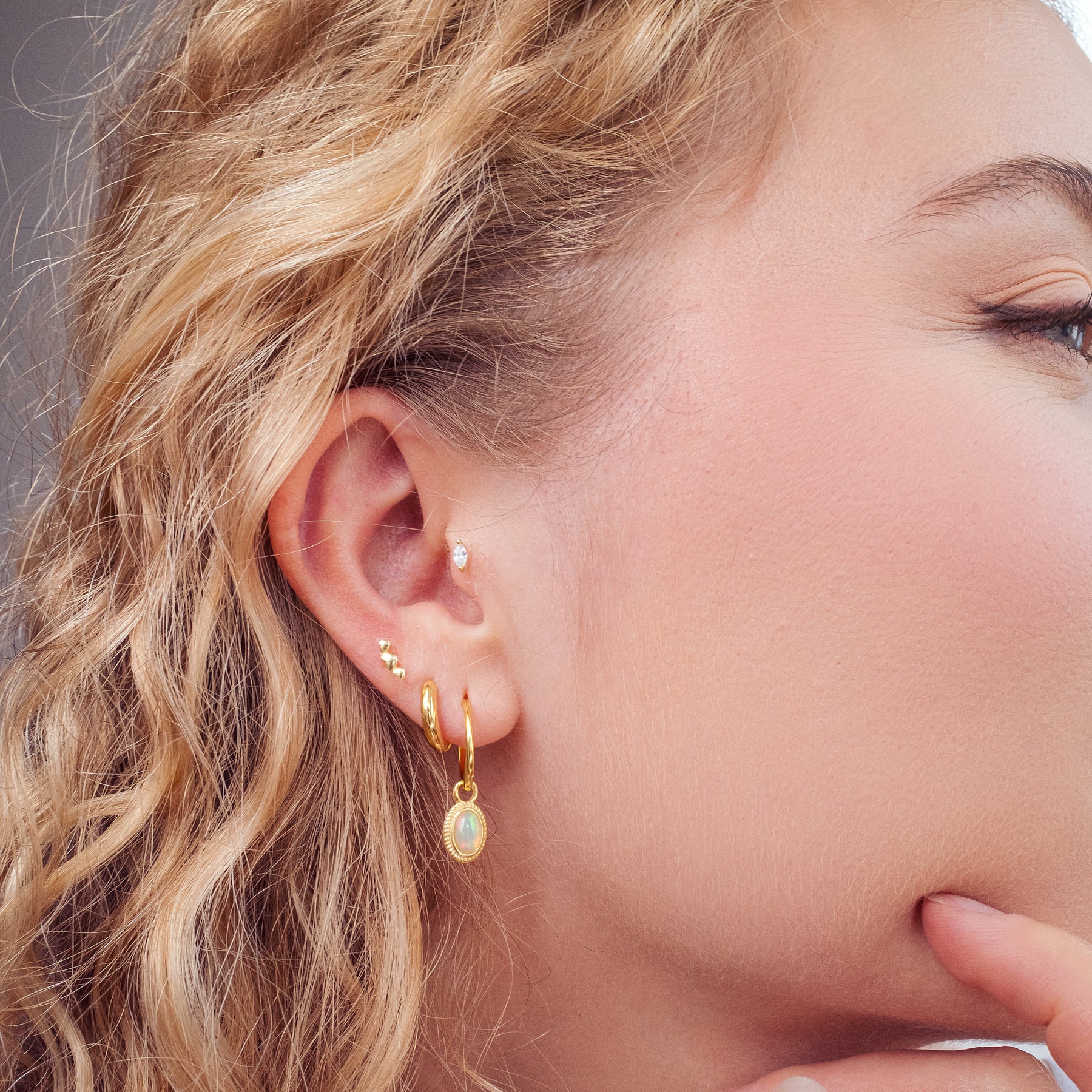 Lia Piercing