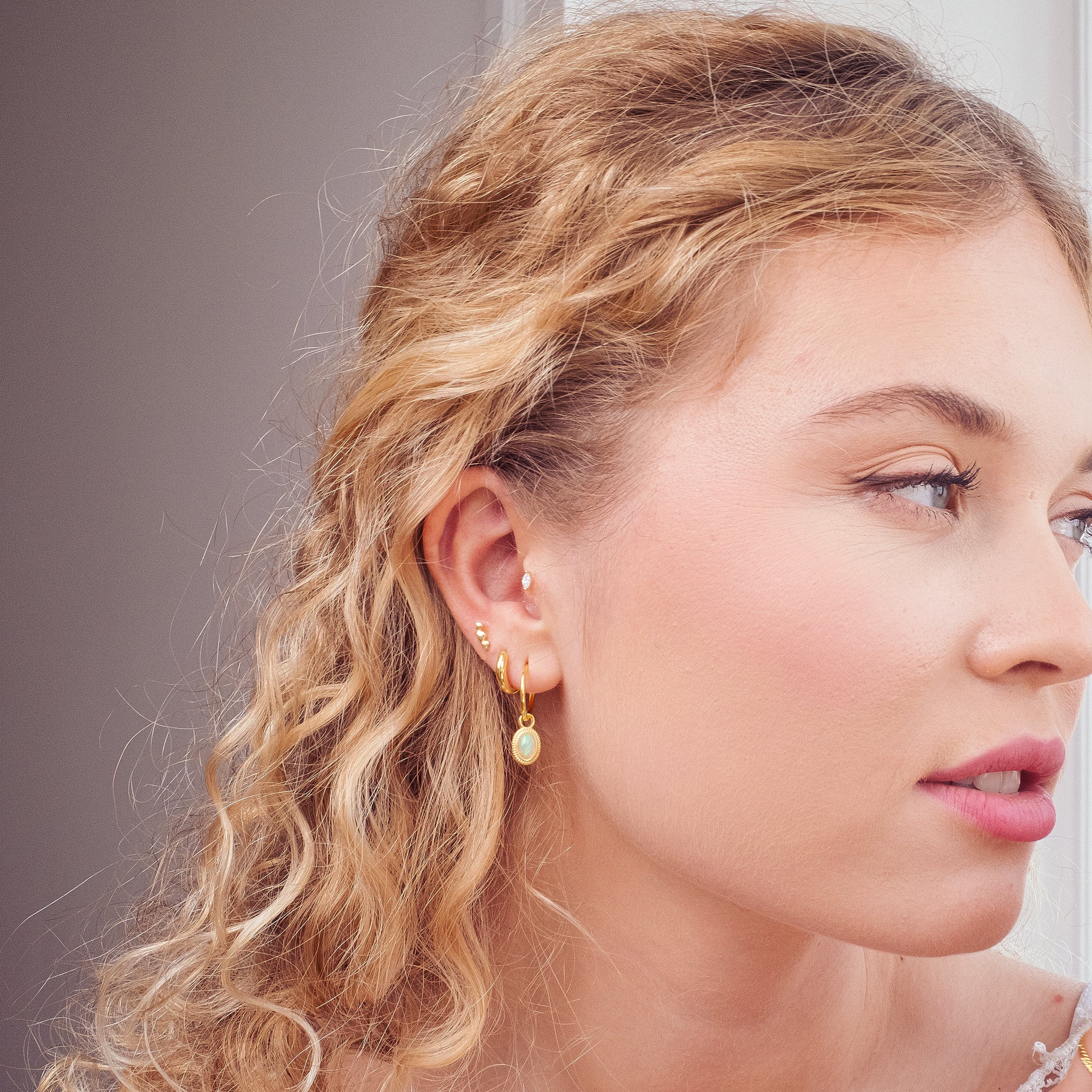 Lia Piercing